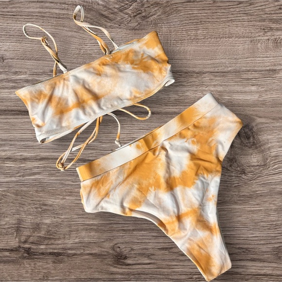 Bikini set - Picture 2 of 2